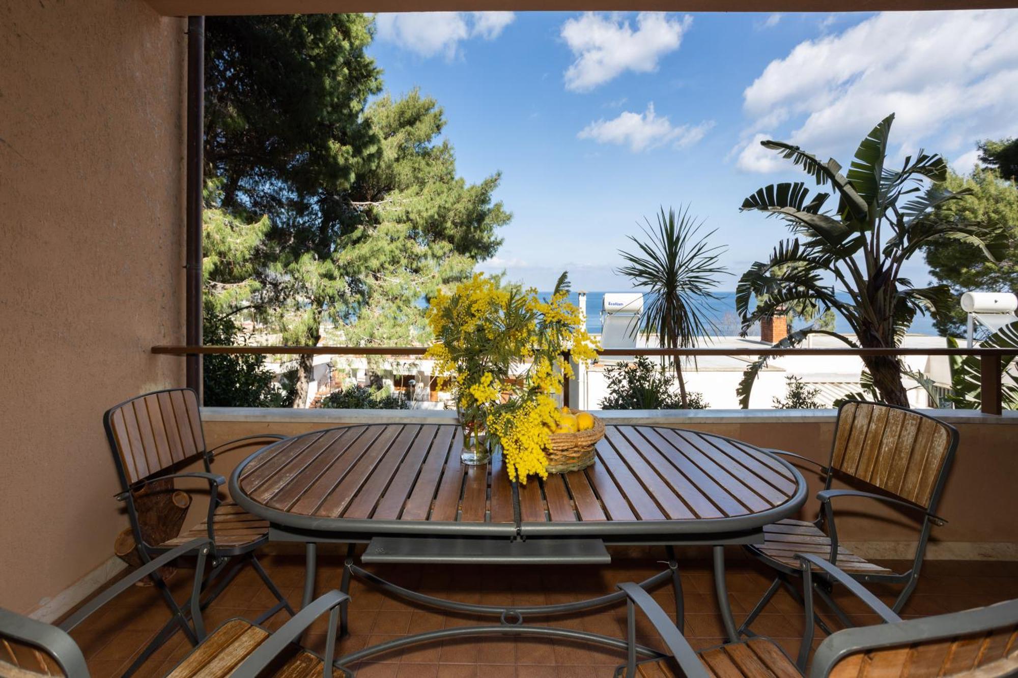 Villa Nel Verde Sul Mare, Mondello, Palermo Bagian luar foto